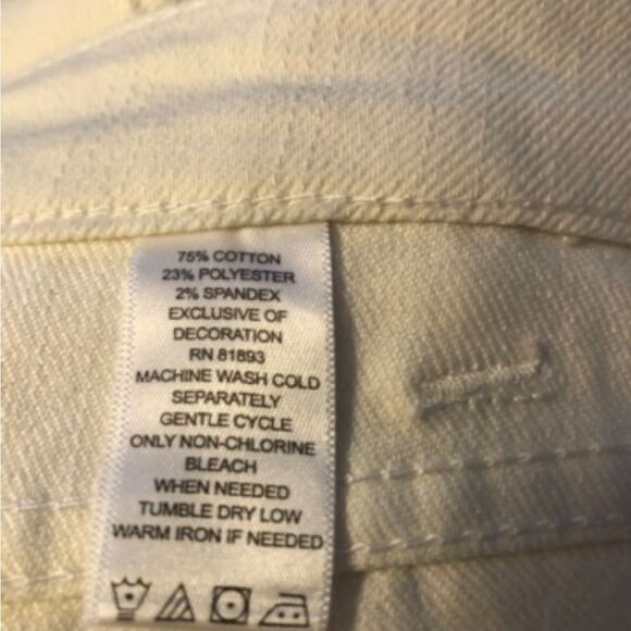 LIZ CLAIBORNE HEPBURN JEANS, OFF WHITE, SIZE 16- NWOT inseam 32” - Picture 5 of 6